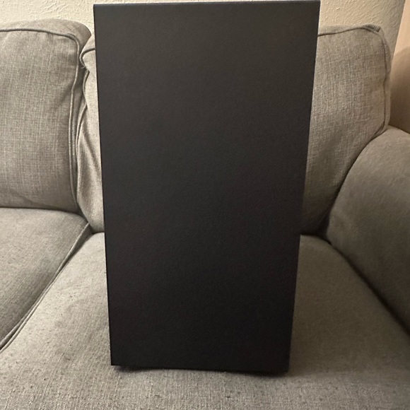 Great startup gaming PC! Can run almost any game at great speeds!! - Picture 7 of 10